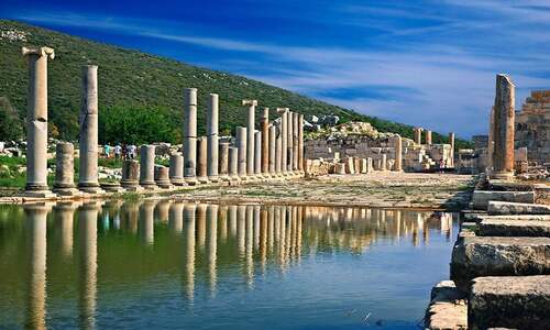 Touristische Orte in Antalya zu besuchen