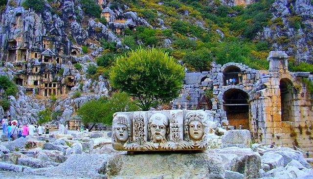 Une Civilisation Perdue dans les Montagnes : Un Voyage Confortable à Termessos
