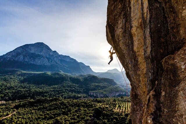 A Journey into the Nature of Geyikbayırı: Antalya’s Climbing and Adventure Paradise